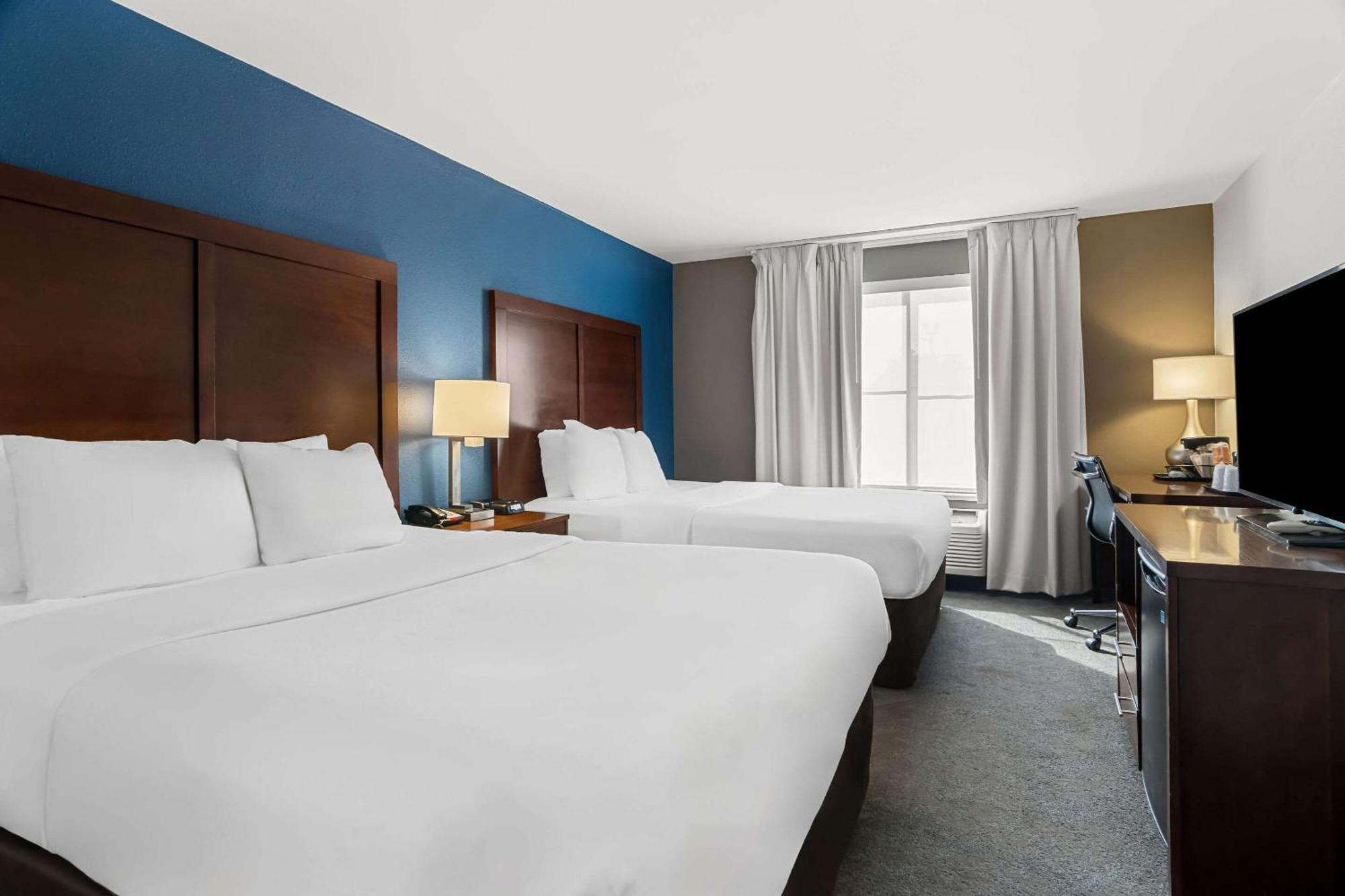 Comfort Inn & Suites Near Tinley Park Amphitheater מראה חיצוני תמונה