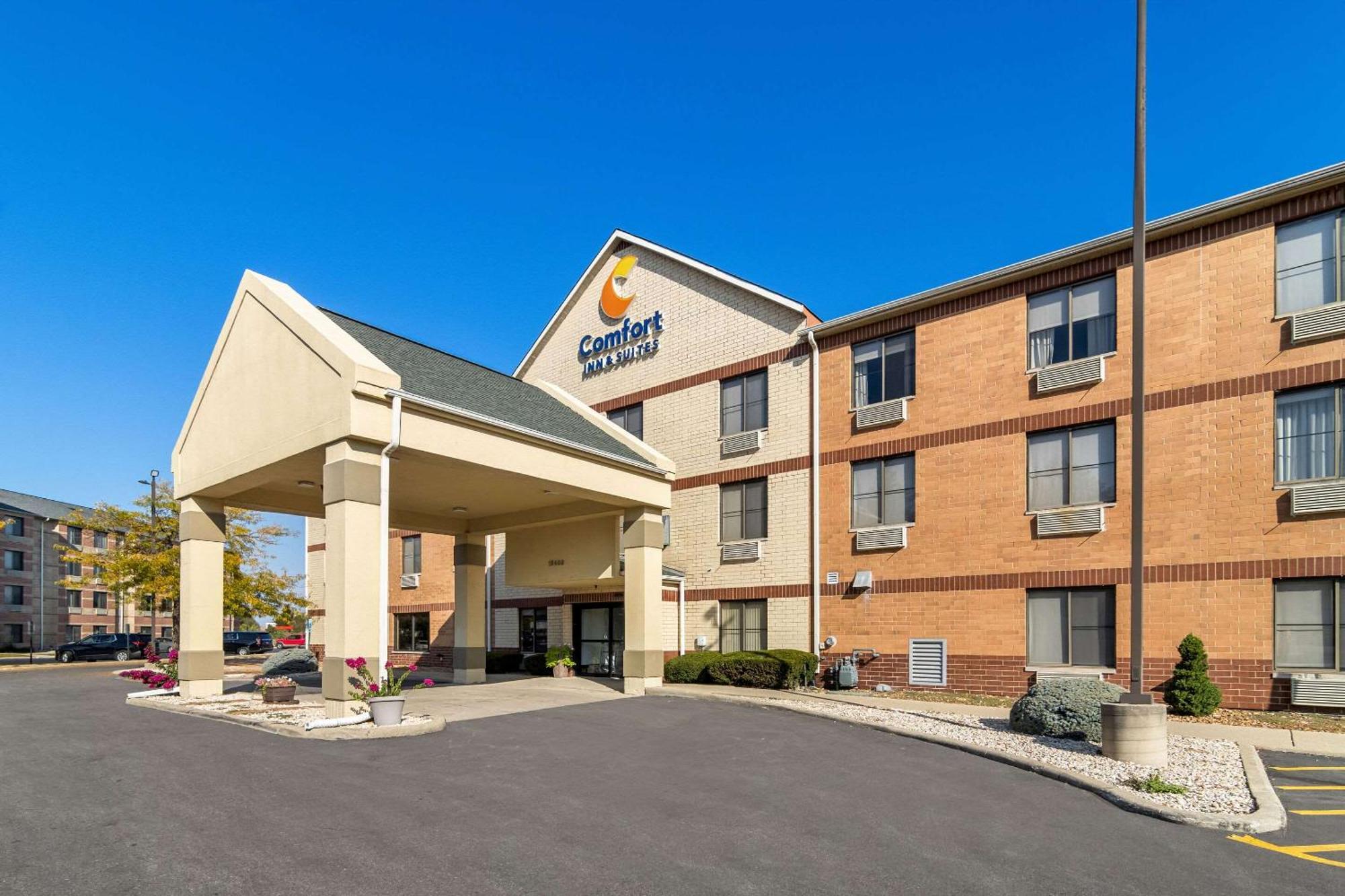 Comfort Inn & Suites Near Tinley Park Amphitheater מראה חיצוני תמונה