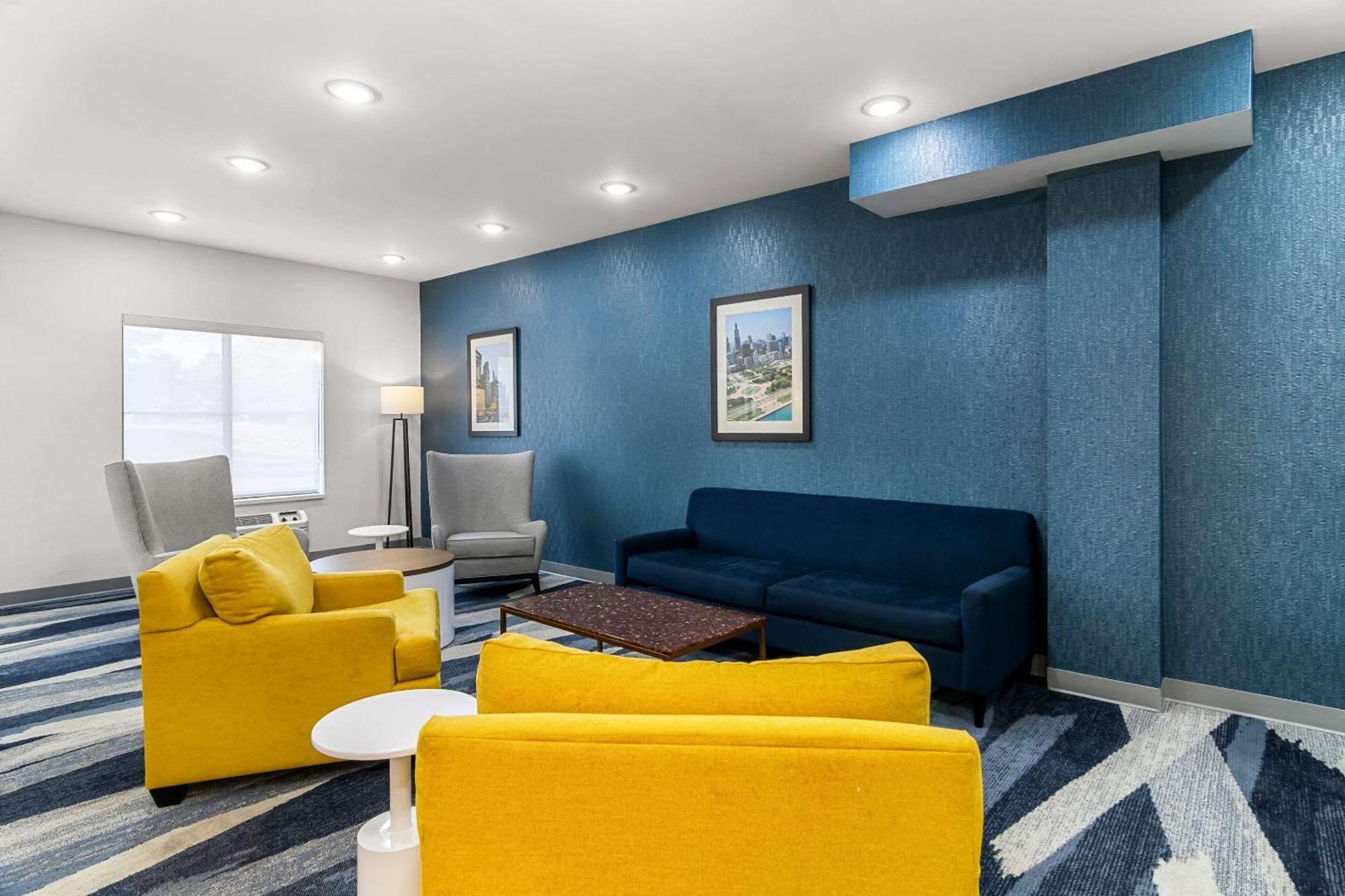 Comfort Inn & Suites Near Tinley Park Amphitheater מראה חיצוני תמונה